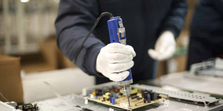 Booster l’industrie électronique et la TIC 2 - Le Progrès Egyptien Booster l’industrie électronique et la TIC 1 - Le Progrès Egyptien