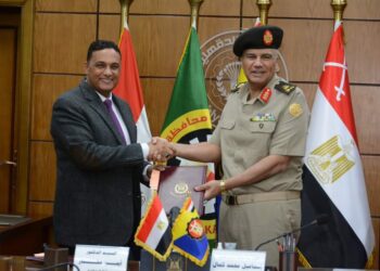 L’Armée de l’air célèbre le 40e anniversaire de l’atterrissage du premier avion “F16” en Egypte