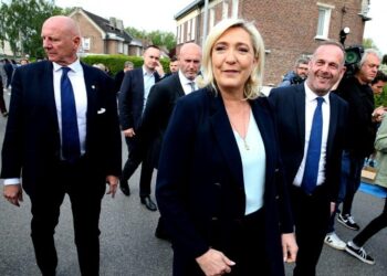 France : Aux législatives, Le Pen au défi de rester première opposante