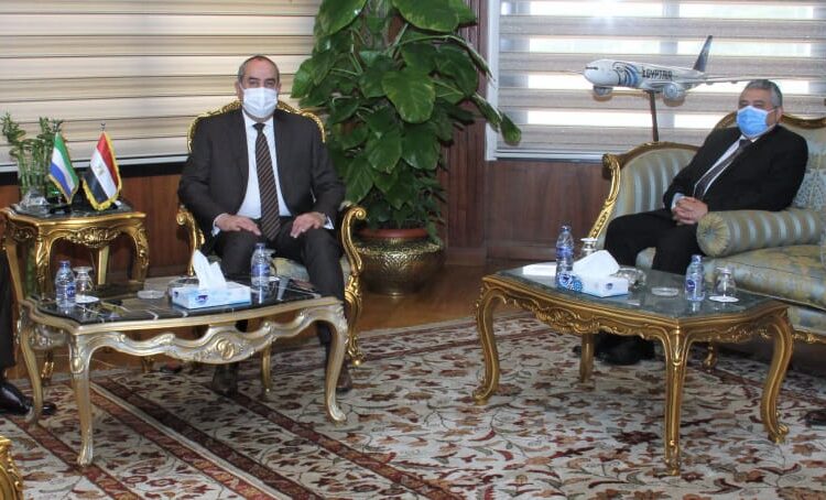 Le ministre de l’Aviation discute avec l’ambassadeur de la Sierra Leone des moyens de renforcer la coopération