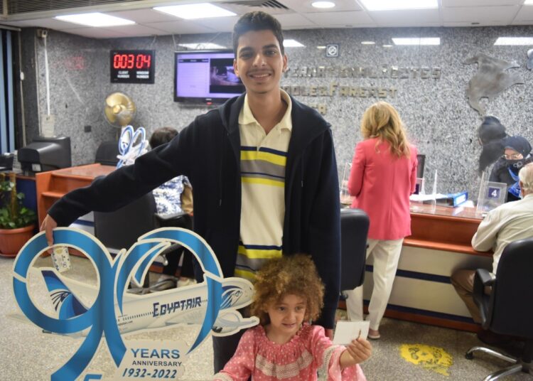EgyptAir célèbre son 90e anniversaire avec des passagers dans les aéroports et dans les avions