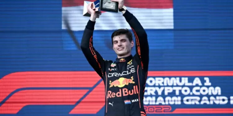 F1 : Verstappen triomphe à Miami pour une 1ère, devant Leclerc 1 - Le Progrès Egyptien