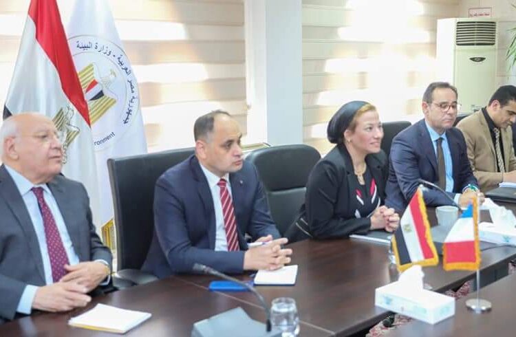 L’Egypte et la France discutent des préparatifs de la COP27