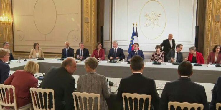 France : Macron donne le ton au 1er Conseil des ministres 2 - Le Progrès Egyptien France : Macron donne le ton au 1er Conseil des ministres 1 - Le Progrès Egyptien