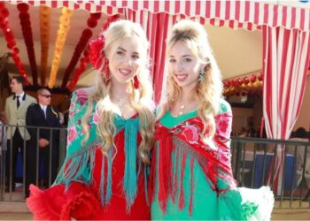 Les princesses Maria Carolina et Maria Chiara, charmantes Andalouses à Séville