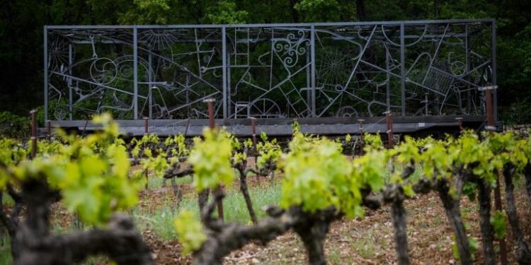 Bob Dylan expose en Provence sa 1ère installation permanente 1 - Le Progrès Egyptien