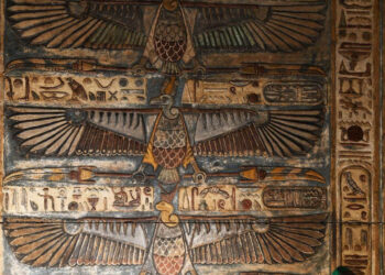 Un pot à cosmétique