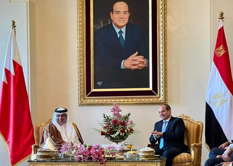 Al-Sissi rencontre le prince héritier de Bahreïn à Manama