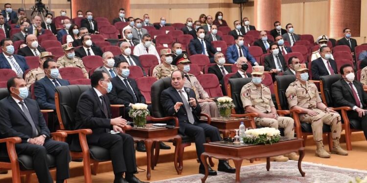 Al-Sissi: L'Etat était soucieux de stabiliser les prix du carburant et de l’énergie 1 - Le Progrès Egyptien