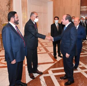 Le Président Al-Sissi reçoit le président du Conseil présidentiel yéménite (Photos) 7 - Le Progrès Egyptien