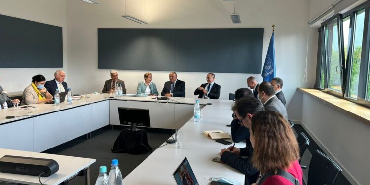 Choucri et la Secrétaire exécutive de la CCNUCC en réunion en Allemagne 2 - Le Progrès Egyptien Choucri et la Secrétaire exécutive de la CCNUCC en réunion en Allemagne 1 - Le Progrès Egyptien