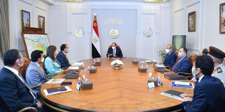 Al-Sissi examine la Cité internationale d'Égypte pour les Jeux Olympiques 2 - Le Progrès Egyptien Al-Sissi examine la Cité internationale d'Égypte pour les Jeux Olympiques 1 - Le Progrès Egyptien