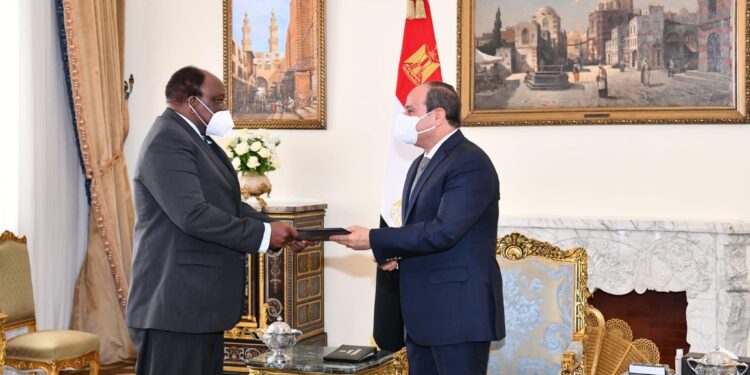 Al-Sissi reçoit un message écrit du Président du Zimbabwe 2 - Le Progrès Egyptien Al-Sissi reçoit un message écrit du Président du Zimbabwe 1 - Le Progrès Egyptien