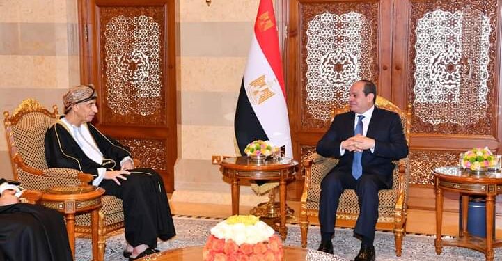 Le Président s’entretient avec le vice-premier ministre omanais 2 - Le Progrès Egyptien Le Président s’entretient avec le vice-premier ministre omanais 1 - Le Progrès Egyptien
