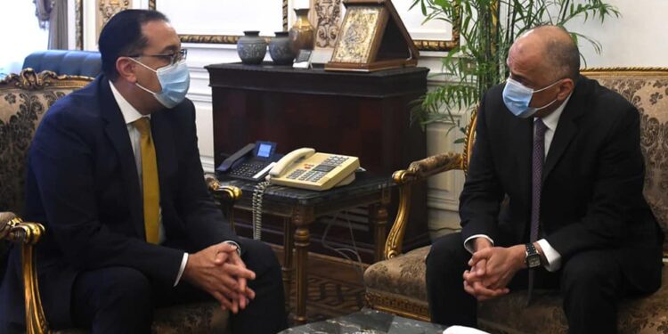 Le Premier ministre reçoit le gouverneur de la BCE 1 - Le Progrès Egyptien