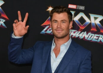 Thor continue à tonner au sommet du box-office