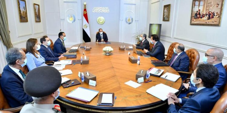 Al-Sissi ordonne de s'appuyer sur des composantes locales pour mettre en œuvre les projets de "vie décente" 2 - Le Progrès Egyptien Al-Sissi ordonne de s'appuyer sur des composantes locales pour mettre en œuvre les projets de "vie décente" 1 - Le Progrès Egyptien