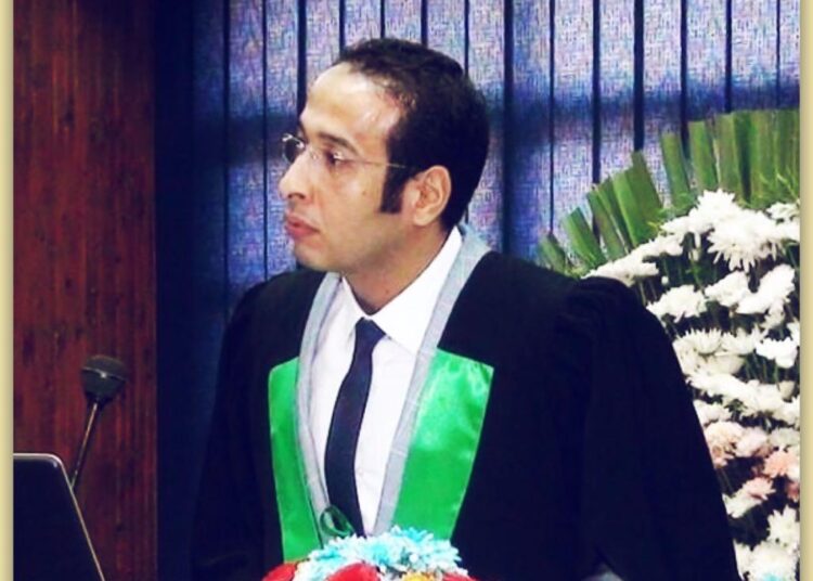 Le conseiller Ahmed El-Dabaa obtient son doctorat avec la mention excellent