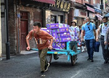 Canicule : Des millions de Chinois appelés à rester chez eux