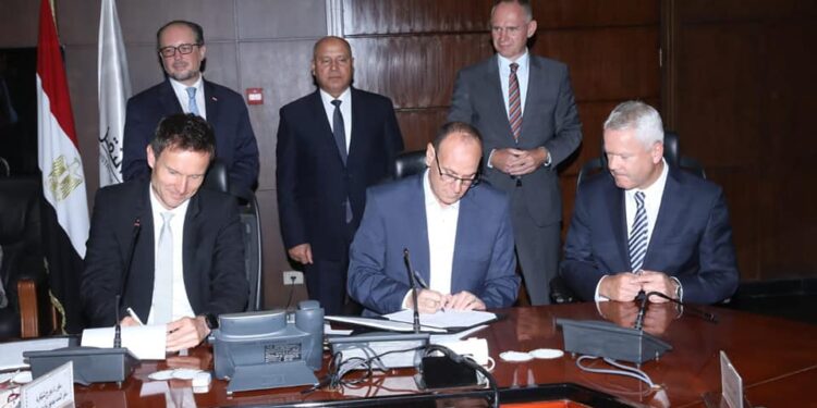 Transports : Contrat avec l’Autriche pour gérer l’atelier d’Abbassiya des chemins de fer 2 - Le Progrès Egyptien Transports : Contrat avec l’Autriche pour gérer l’atelier d’Abbassiya des chemins de fer 1 - Le Progrès Egyptien