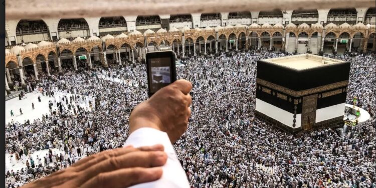 Accomplir le pèlerinage, un rêve qui se réalise en marchant ou en volant ! 2 - Le Progrès Egyptien Accomplir le pèlerinage, un rêve qui se réalise en marchant ou en volant ! 1 - Le Progrès Egyptien