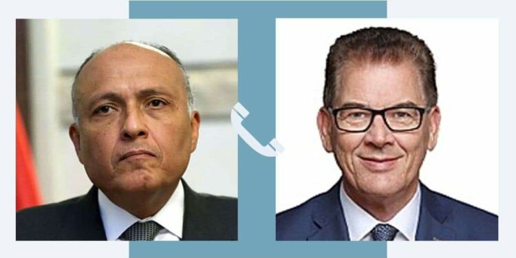 Choucri s'entretient avec le directeur général de l'ONUDI 2 - Le Progrès Egyptien Choucri s'entretient avec le directeur général de l'ONUDI 1 - Le Progrès Egyptien