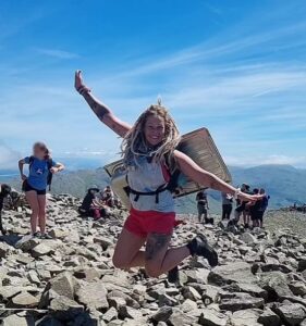 Porter des éviers, une armure pour une bonne cause ! 5 - Le Progrès Egyptien