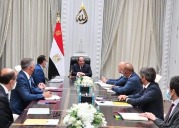 Renforcer la coopération avec le groupe italien ENI