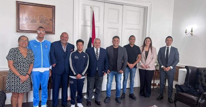 Record des jeunes égyptiens dans la traversée de la Manche 2 - Le Progrès Egyptien Record des jeunes égyptiens dans la traversée de la Manche 1 - Le Progrès Egyptien