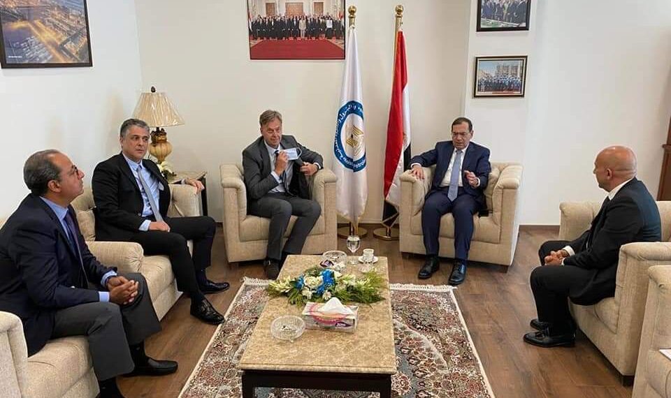 Promotion des investissements pétroliers 2 - Le Progrès Egyptien Promotion des investissements pétroliers 1 - Le Progrès Egyptien