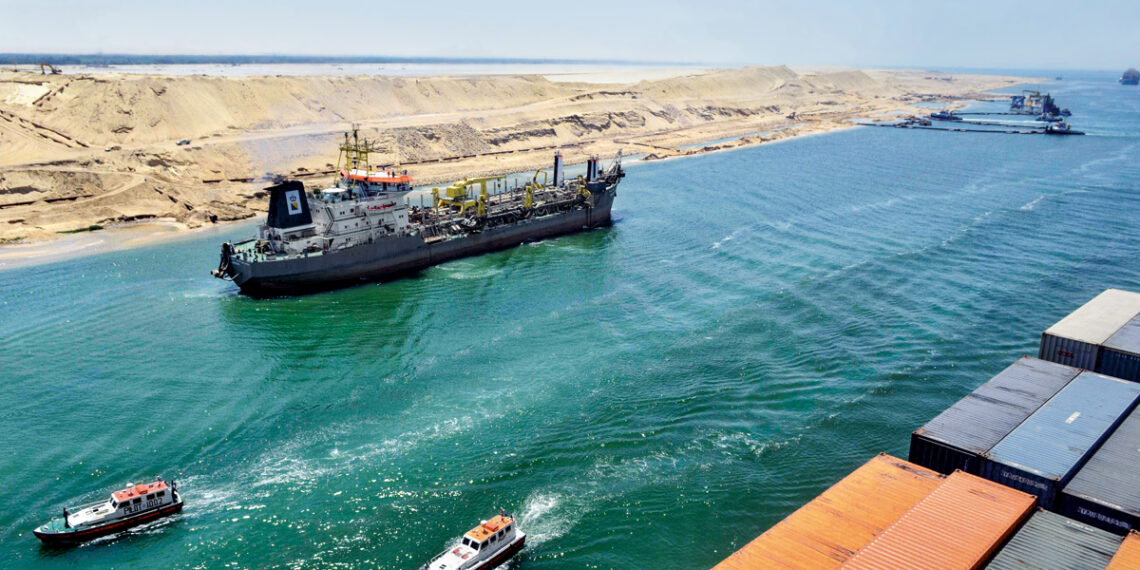 Rabie : Le Canal de Suez ne pouvait assimiler autant de navires avant la construction de la 2e voie 2 - Le Progrès Egyptien Rabie : Le Canal de Suez ne pouvait assimiler autant de navires avant la construction de la 2e voie 1 - Le Progrès Egyptien