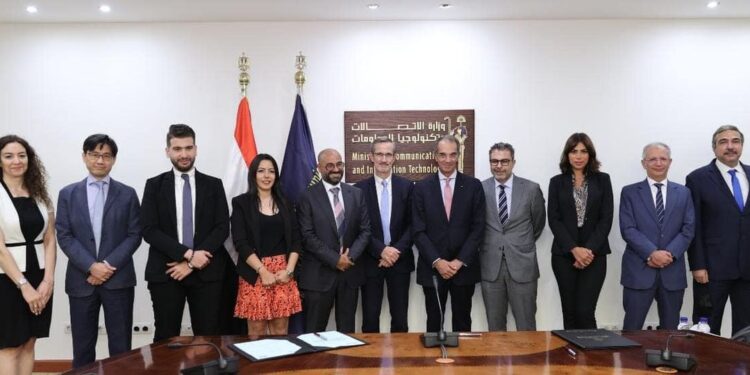 Accord avec Nokia pour la fabrication d'1 million de portables 2 - Le Progrès Egyptien Accord avec Nokia pour la fabrication d'1 million de portables 1 - Le Progrès Egyptien