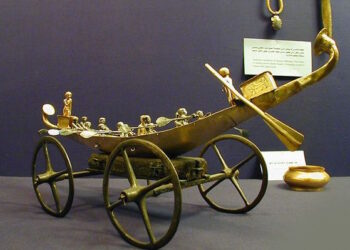 La barque d’or de la Reine Ahhotep