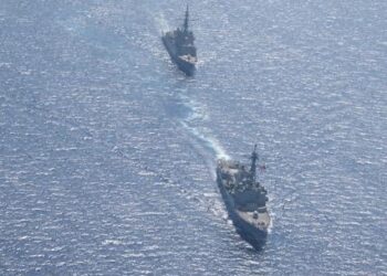 La Marine effectue un exercice naval avec les marines américaine et espagnole