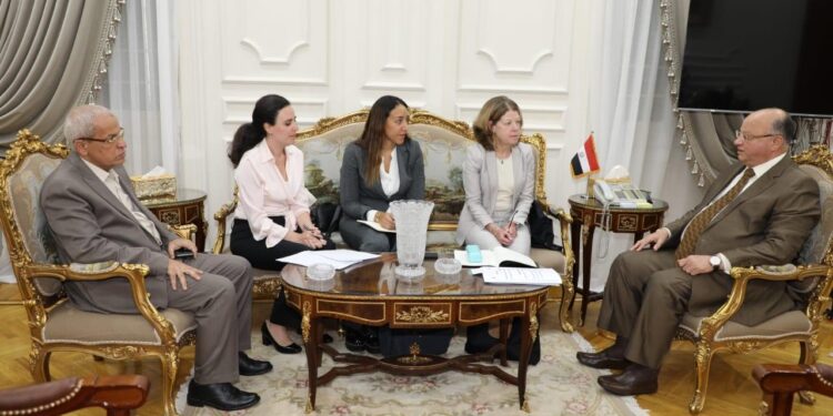 Le Caire se convertit au vert 2 - Le Progrès Egyptien Le Caire se convertit au vert 1 - Le Progrès Egyptien