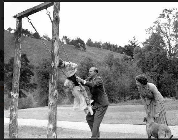 La Reine Elizabeth II, une femme “Taureau” si exceptionnelle 3 - Le Progrès Egyptien