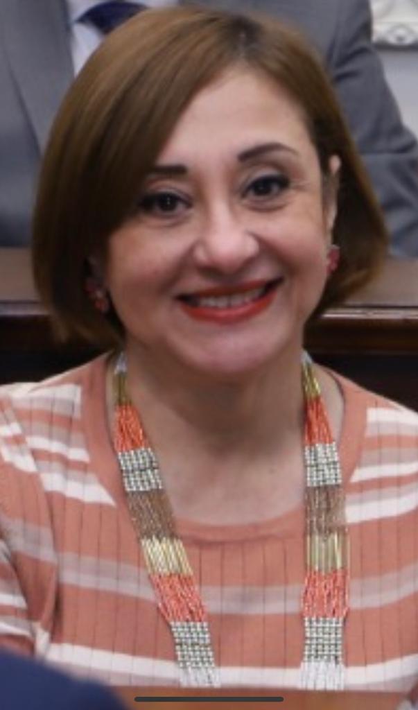 Sénatrice et professeur à la Faculté de Langues, Dr Camelia Sobhi au Progrès Dimanche 4 - Le Progrès Egyptien Sénatrice et professeur à la Faculté de Langues, Dr Camelia Sobhi au Progrès Dimanche 3 - Le Progrès Egyptien