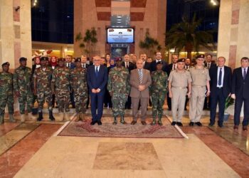 Le président de l’OAI s’entretient avec le commandant des forces de défense malawies