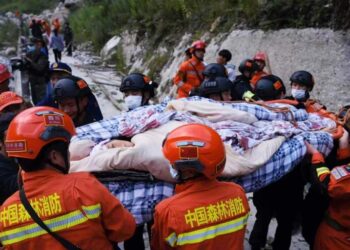 Séisme en Chine : Au moins 65 morts, armée et pompiers mobilisés