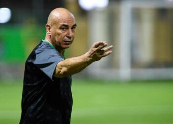 Al-Masry annonce le départ de Hossam Hassan