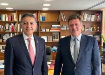 Le ministre grec des AE en visite au Caire sous peu