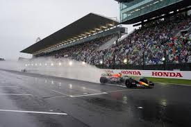 F1: Verstappen déclaré champion du monde dans la confusion au Japon