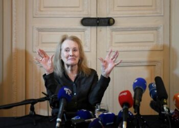 Le Nobel de littérature à Annie Ernaux, première Française lauréate