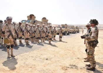 Les Forces armées organisent un stage de formation sur les engins explosifs improvisés