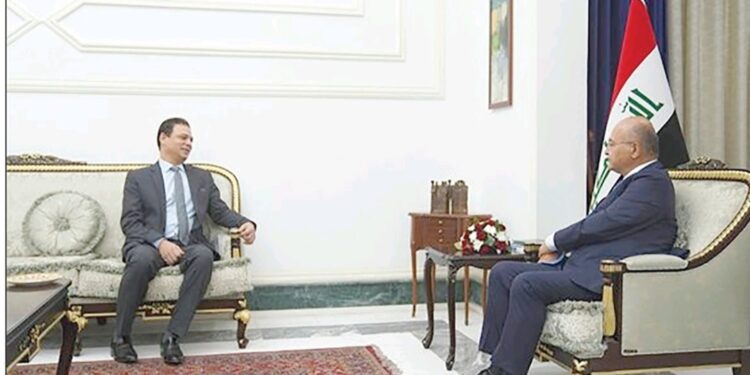 Barham Salih reçoit l’ambassadeur d’Egypte en Irak 2 - Le Progrès Egyptien Barham Salih reçoit l’ambassadeur d’Egypte en Irak 1 - Le Progrès Egyptien