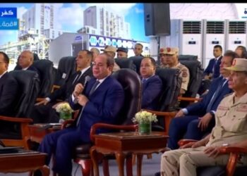 Le Président inaugure le complexe de sable noir à Kafr Al-Cheikh