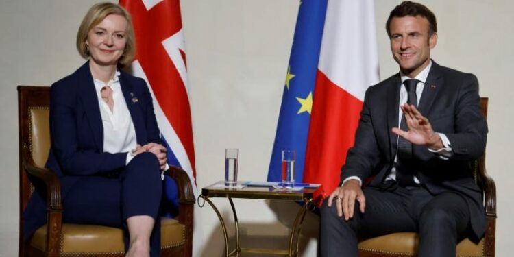 Réchauffement franco-britannique : Macron est finalement un “ami” pour Liz Truss 1 - Le Progrès Egyptien