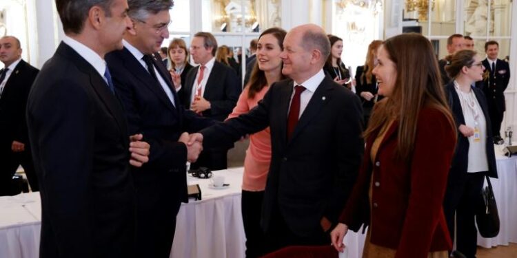 Naissance à Prague de la Communauté politique européenne, “unie” face à Moscou 1 - Le Progrès Egyptien