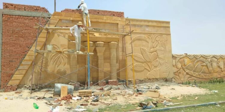 Une muraille racontant l’Histoire des Oasis 1 - Le Progrès Egyptien