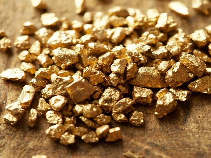 L’Egypte commence bientôt à extraire de l’or depuis la mine “Iqat” 4 - Le Progrès Egyptien L’Egypte commence bientôt à extraire de l’or depuis la mine “Iqat” 3 - Le Progrès Egyptien